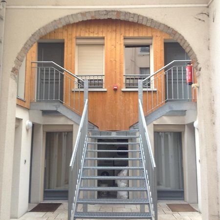 Lyo Hotel - Centre Lyon Perrache Zewnętrze zdjęcie