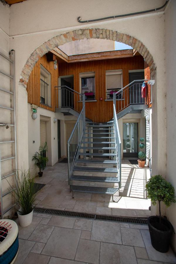 Lyo Hotel - Centre Lyon Perrache Zewnętrze zdjęcie